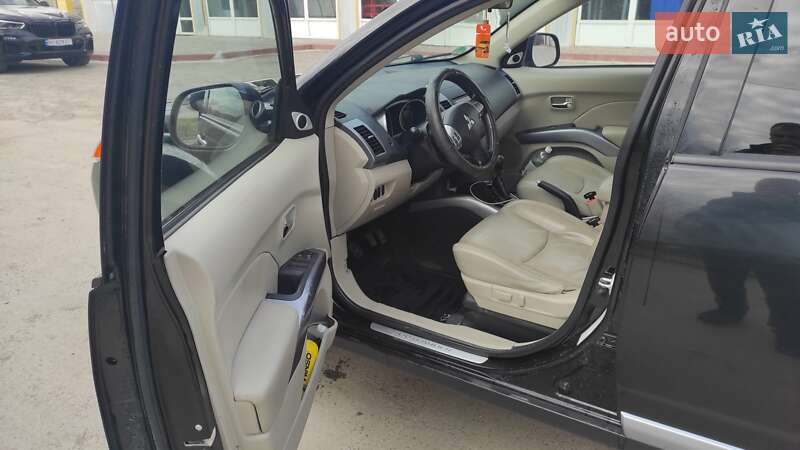 Позашляховик / Кросовер Mitsubishi Outlander 2008 в Бучачі