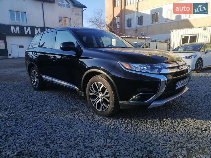Внедорожник / Кроссовер Mitsubishi Outlander 2016 в Ивано-Франковске фото 6 Внедорожник / Кроссовер Mitsubishi Outlander 2016 в Ивано-Франковске