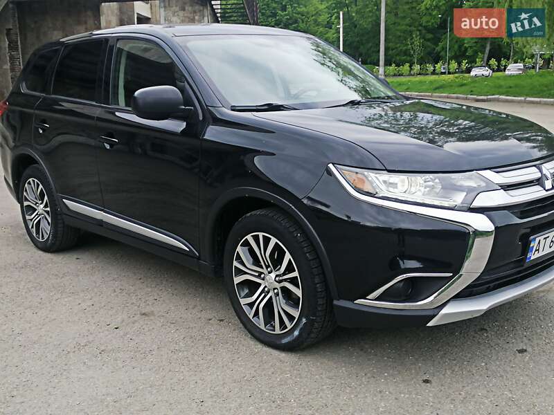 Mitsubishi Outlander 2016