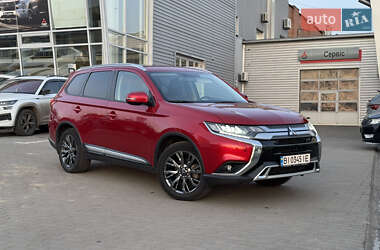 Внедорожник / Кроссовер Mitsubishi Outlander 2022 в Кременчуге