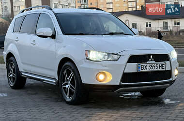 Позашляховик / Кросовер Mitsubishi Outlander 2010 в Хмельницькому