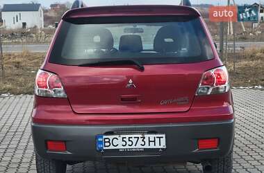 Внедорожник / Кроссовер Mitsubishi Outlander 2005 в Дублянах