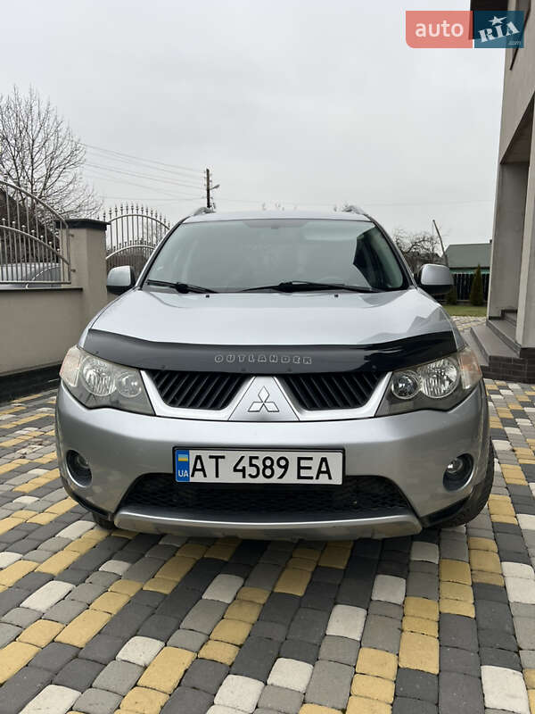 Позашляховик / Кросовер Mitsubishi Outlander 2007 в Рожнятові