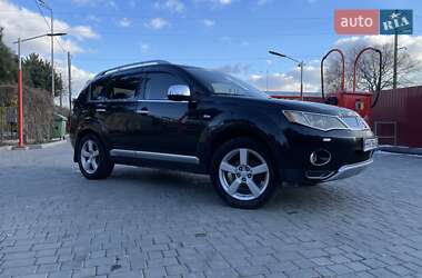 Внедорожник / Кроссовер Mitsubishi Outlander 2008 в 