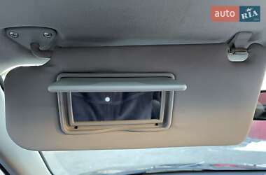 Внедорожник / Кроссовер Mitsubishi Outlander 2008 в 
