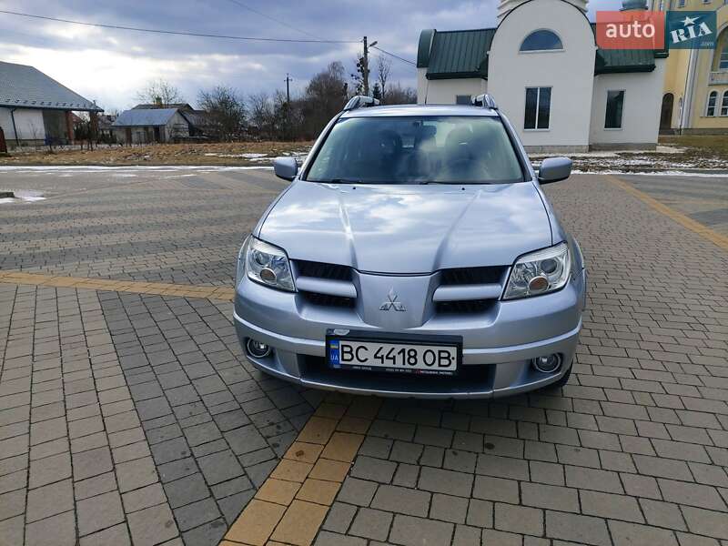 Внедорожник / Кроссовер Mitsubishi Outlander 2008 в Львове фото 5 Внедорожник / Кроссовер Mitsubishi Outlander 2008 в Львове