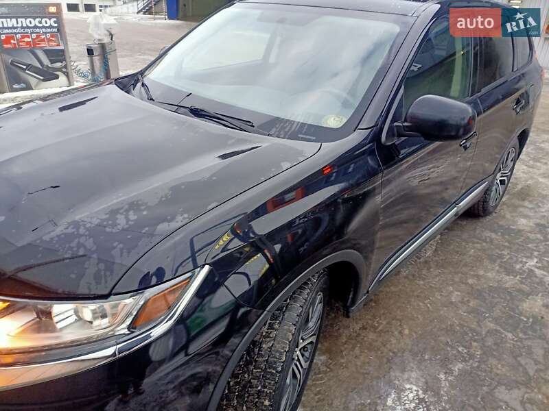 Позашляховик / Кросовер Mitsubishi Outlander 2017 в Тернополі фото 2 Позашляховик / Кросовер Mitsubishi Outlander 2017 в Тернополі