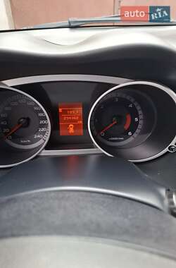 Внедорожник / Кроссовер Mitsubishi Outlander 2008 в 