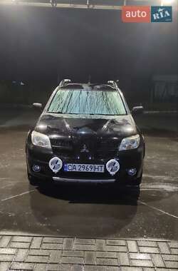 Внедорожник / Кроссовер Mitsubishi Outlander 2007 в Умани