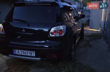 Внедорожник / Кроссовер Mitsubishi Outlander 2007 в Умани