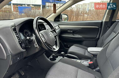 Внедорожник / Кроссовер Mitsubishi Outlander 2013 в Дрогобыче