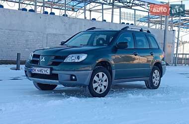 Позашляховик / Кросовер Mitsubishi Outlander 2006 в Сарнах