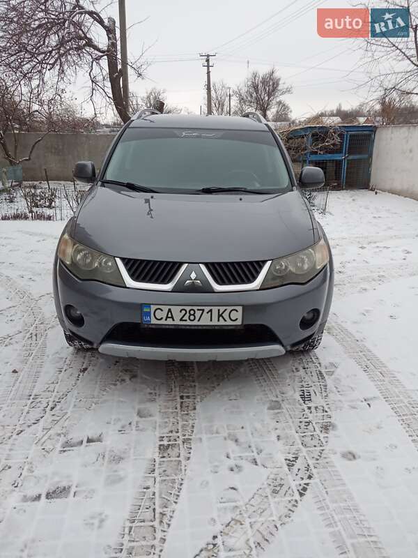 Внедорожник / Кроссовер Mitsubishi Outlander 2008 в Перещепине