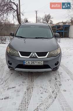 Внедорожник / Кроссовер Mitsubishi Outlander 2008 в 