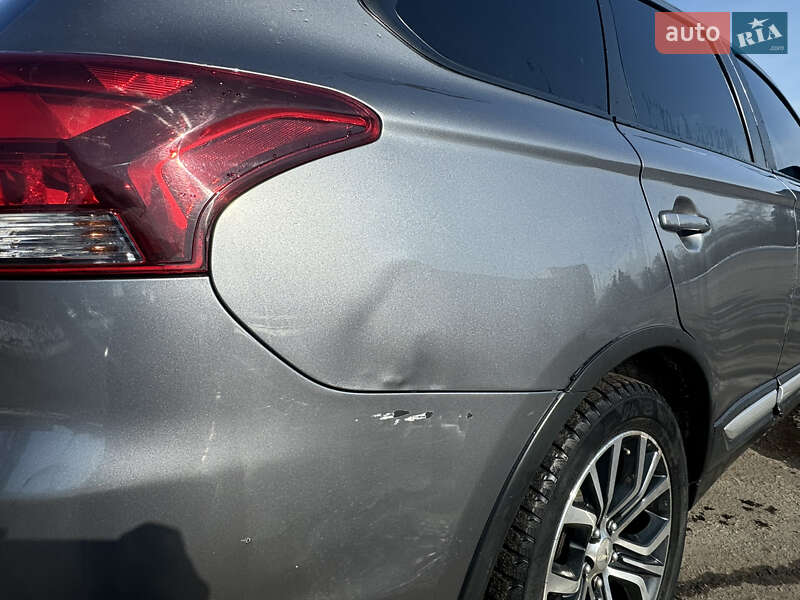 Внедорожник / Кроссовер Mitsubishi Outlander 2018 в Дергачах