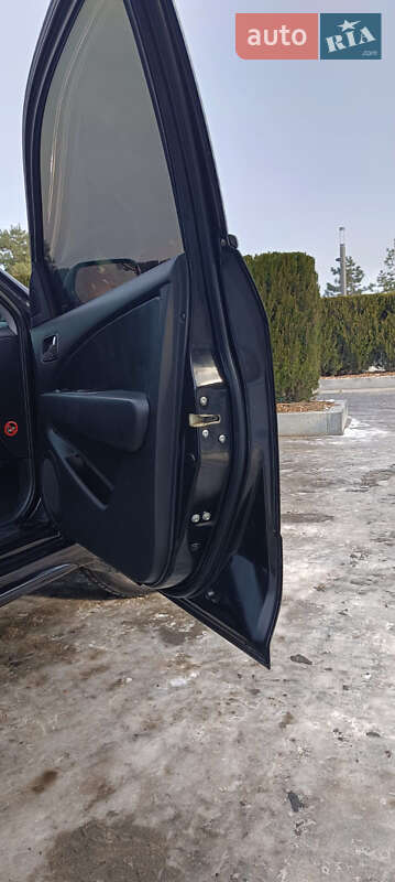 Внедорожник / Кроссовер Mitsubishi Outlander 2008 в Днепре