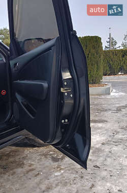 Внедорожник / Кроссовер Mitsubishi Outlander 2008 в 