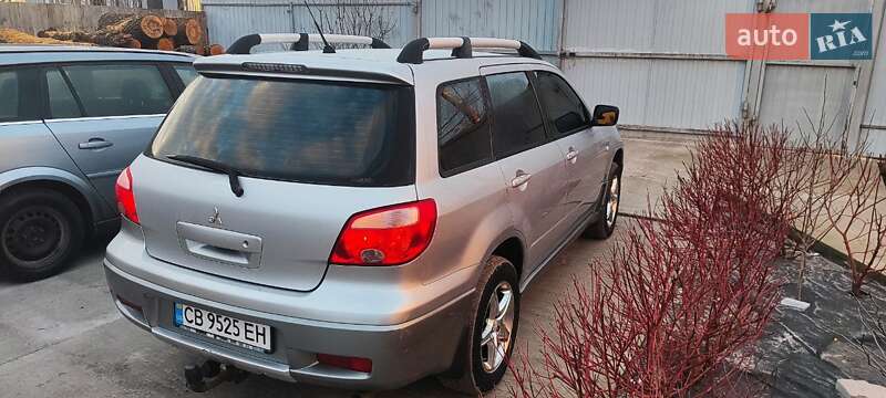Внедорожник / Кроссовер Mitsubishi Outlander 2007 в Козельце