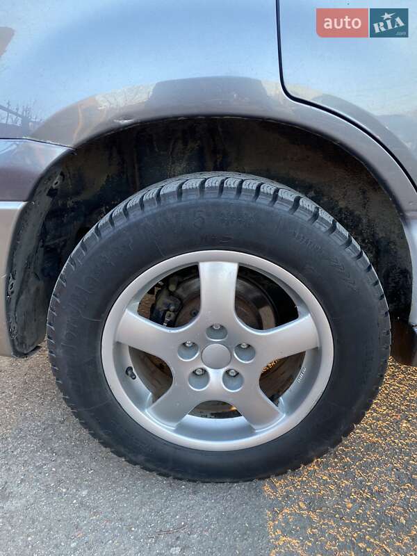 Внедорожник / Кроссовер Mitsubishi Outlander 2007 в Тараще