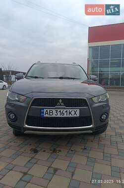 Внедорожник / Кроссовер Mitsubishi Outlander 2010 в Гайсине