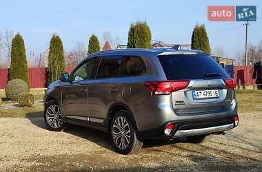 Внедорожник / Кроссовер Mitsubishi Outlander 2018 в Ивано-Франковске