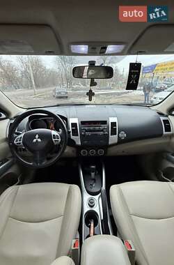 Позашляховик / Кросовер Mitsubishi Outlander 2008 в Сумах