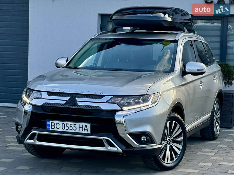 Внедорожник / Кроссовер Mitsubishi Outlander 2019 в Трускавце