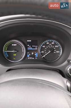 Внедорожник / Кроссовер Mitsubishi Outlander 2019 в Житомире