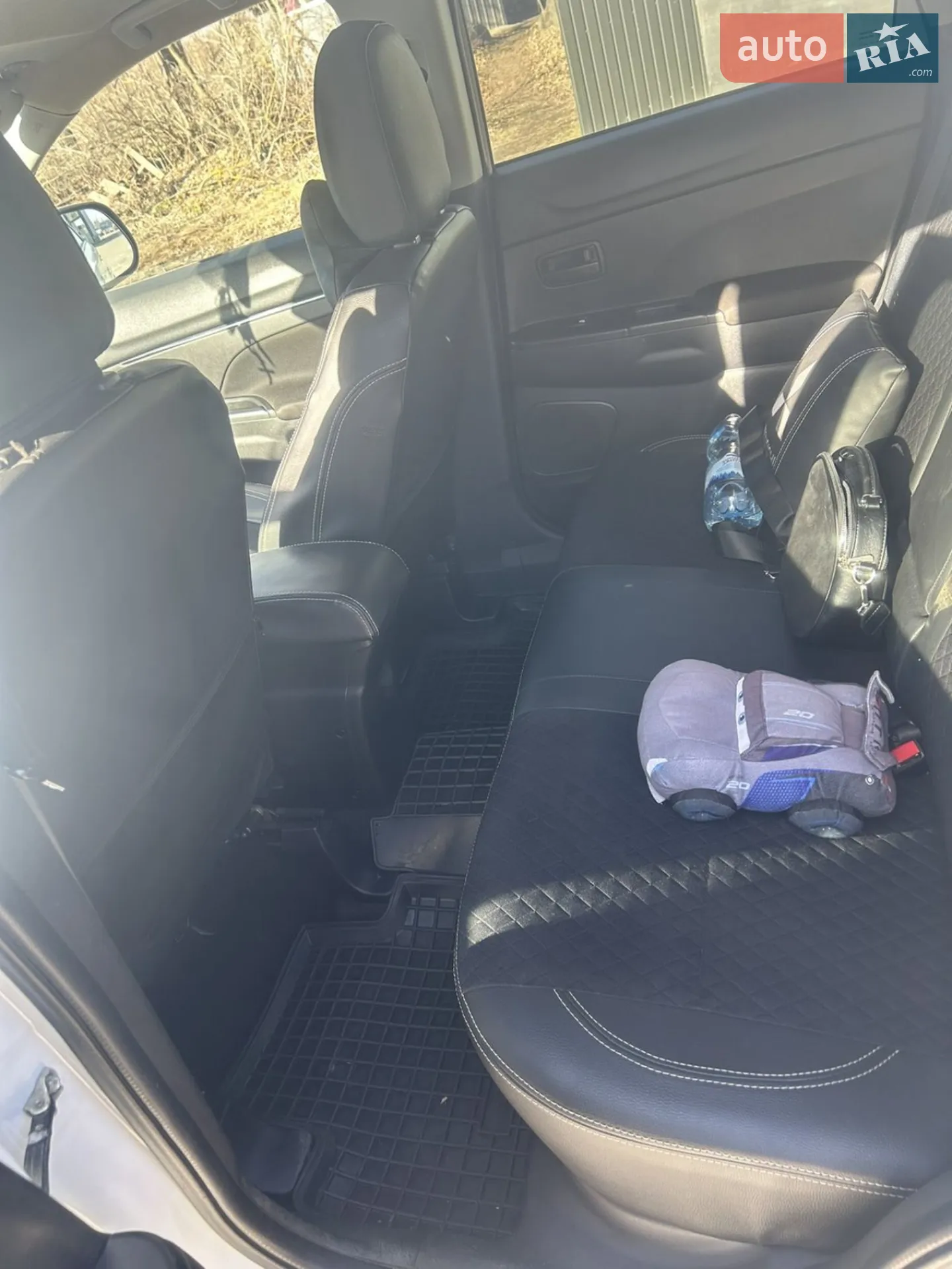 2012 Mitsubishi Outlander - мініатюра 6