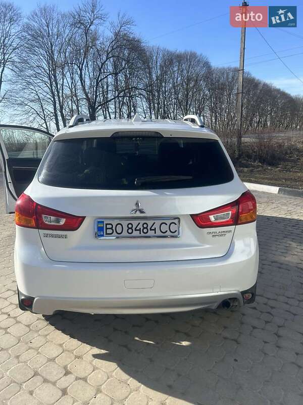 Позашляховик / Кросовер Mitsubishi Outlander 2012 в Теребовлі