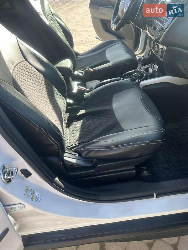 Позашляховик / Кросовер Mitsubishi Outlander 2012 в Теребовлі