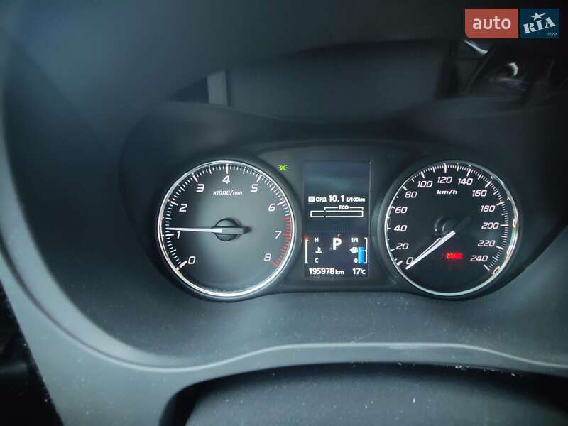 Позашляховик / Кросовер Mitsubishi Outlander 2014 в Києві фото 9 Позашляховик / Кросовер Mitsubishi Outlander 2014 в Києві