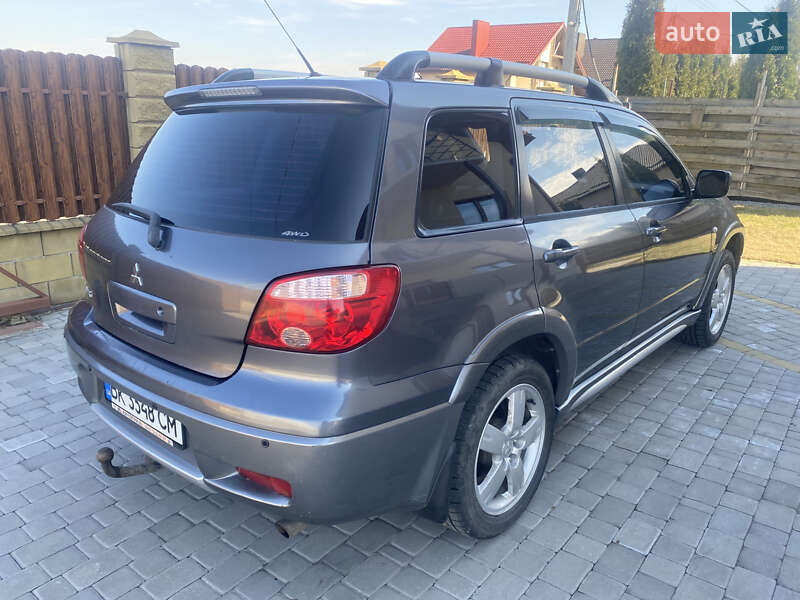 Внедорожник / Кроссовер Mitsubishi Outlander 2006 в Ровно