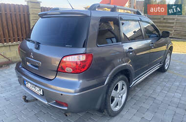 Внедорожник / Кроссовер Mitsubishi Outlander 2006 в Ровно