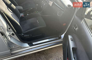 Внедорожник / Кроссовер Mitsubishi Outlander 2006 в 