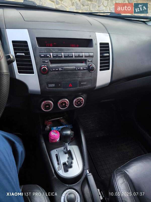 Позашляховик / Кросовер Mitsubishi Outlander 2008 в Полтаві фото 8 Позашляховик / Кросовер Mitsubishi Outlander 2008 в Полтаві