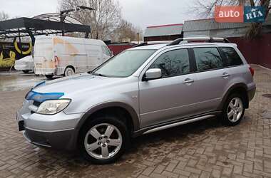 Позашляховик / Кросовер Mitsubishi Outlander 2005 в Миколаєві