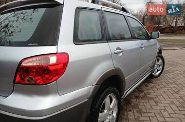 Позашляховик / Кросовер Mitsubishi Outlander 2005 в Миколаєві