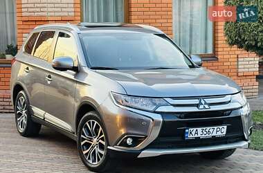 Позашляховик / Кросовер Mitsubishi Outlander 2018 в Києві