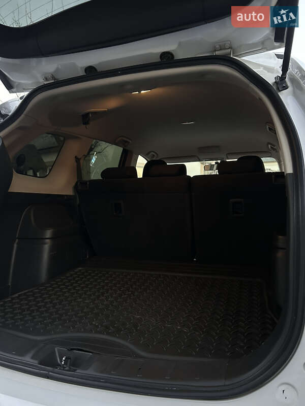 Внедорожник / Кроссовер Mitsubishi Outlander 2018 в Берегомете фото 11 Внедорожник / Кроссовер Mitsubishi Outlander 2018 в Берегомете