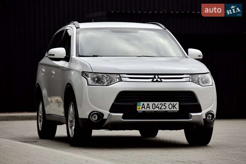 Mitsubishi Outlander 2014