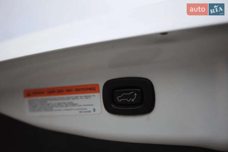 Внедорожник / Кроссовер Mitsubishi Outlander 2014 в Киеве