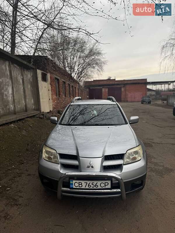 Mitsubishi Outlander 2006