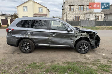 Позашляховик / Кросовер Mitsubishi Outlander 2019 в Одесі