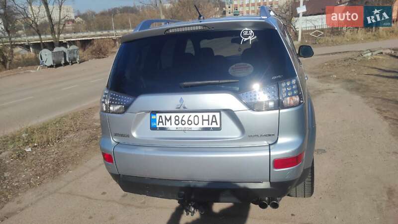 Позашляховик / Кросовер Mitsubishi Outlander 2007 в Коростені