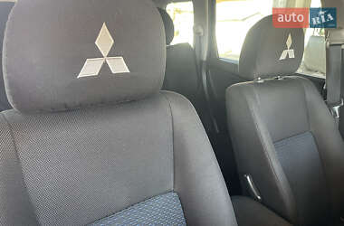 Внедорожник / Кроссовер Mitsubishi Outlander 2008 в 