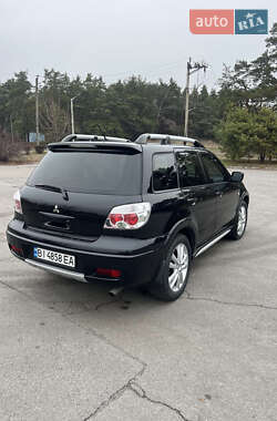 Внедорожник / Кроссовер Mitsubishi Outlander 2008 в 