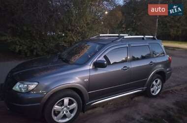 Позашляховик / Кросовер Mitsubishi Outlander 2006 в 