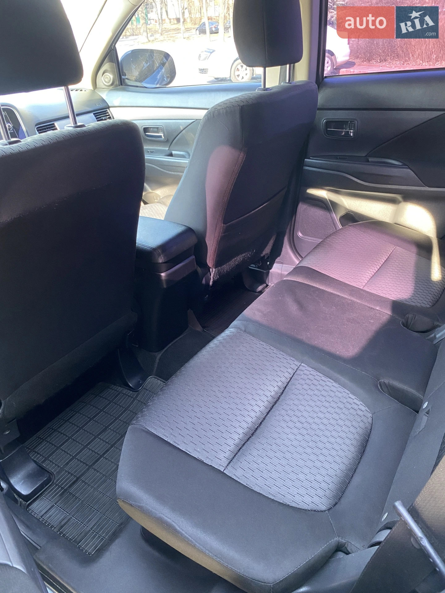 2013 Mitsubishi Outlander - мініатюра 12