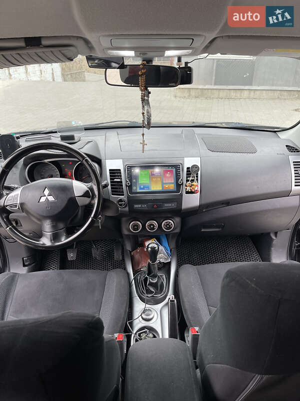 Внедорожник / Кроссовер Mitsubishi Outlander 2009 в Тернополе фото 19 Внедорожник / Кроссовер Mitsubishi Outlander 2009 в Тернополе